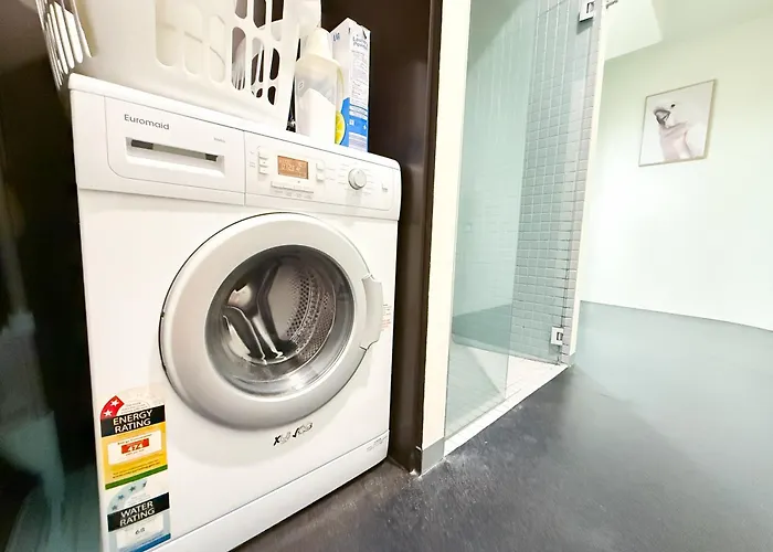 Deluxe Two-Bedroom Apartment