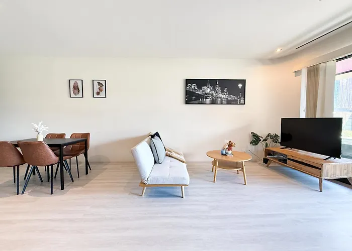 Deluxe Two-Bedroom Apartment